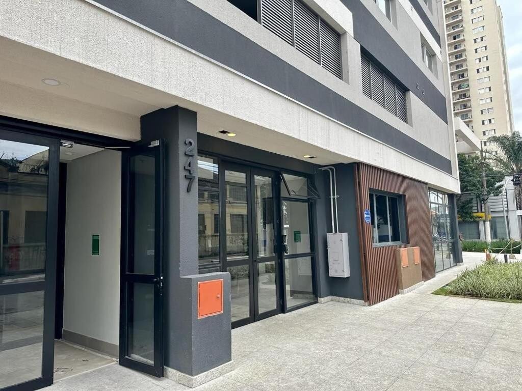 Deslumbrante No Metro Belem/ar Condicionado Apartamento *